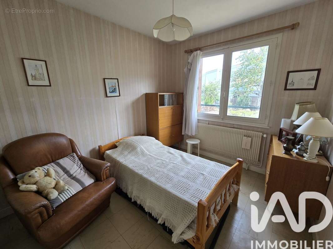 Photo 8 - Maison à YZEURE