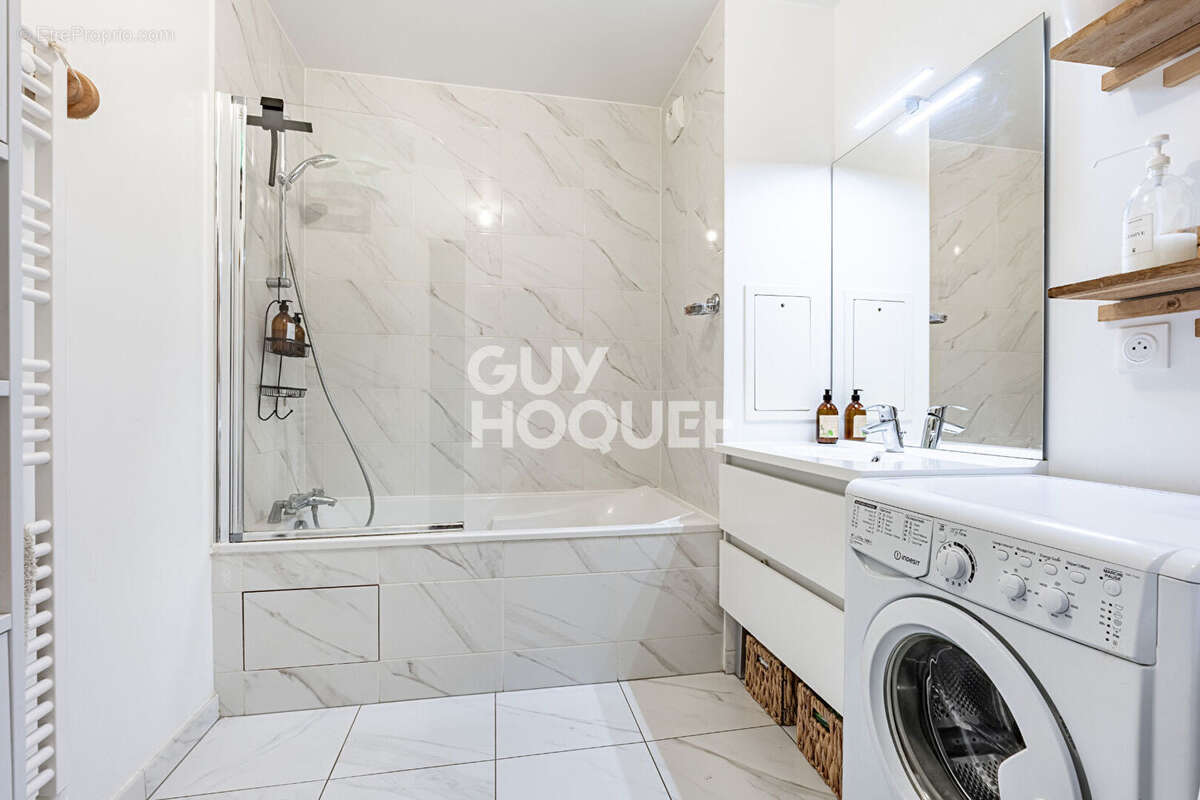 Appartement à COLOMBES