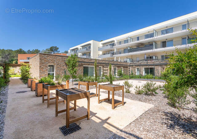 Appartement à ROQUEBRUNE-SUR-ARGENS