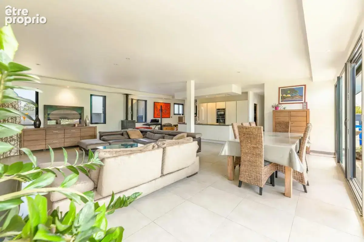 Maison de 6 pièces de 194 m² à Chanceaux-sur-Choisille - photo 2