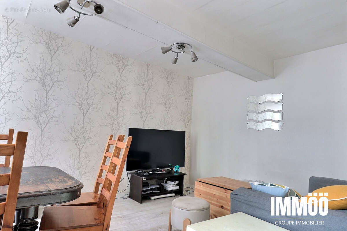 Maison 97 m² à Deville-Les-Rouen  - photo 4