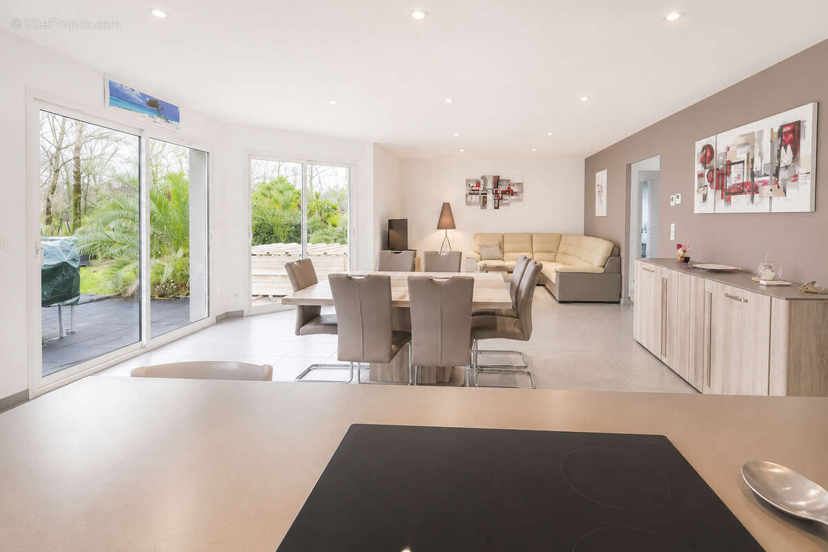 Maison contemporaine 4 pièces à vendre à Blaignan Prignac - photo 4