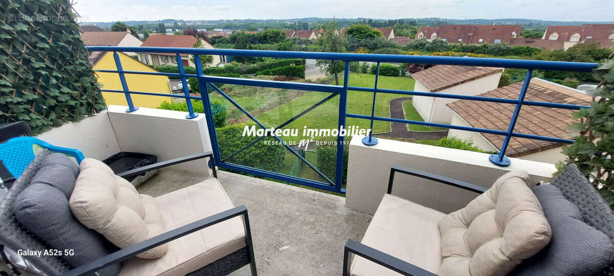 Appartement à COULAINES
