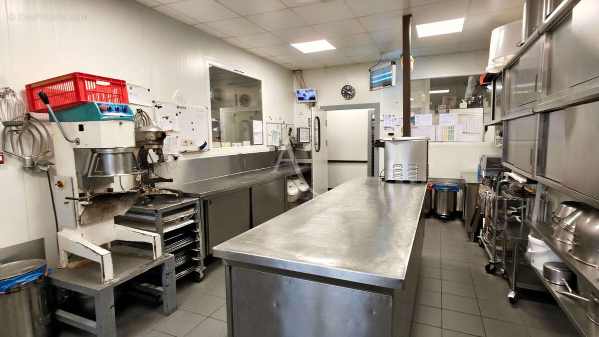 Opportunité Rare  Acquisition d'une Boulangerie/ Pâtisserie bénéficiant de plus de 21 ans de notoriété - photo 18