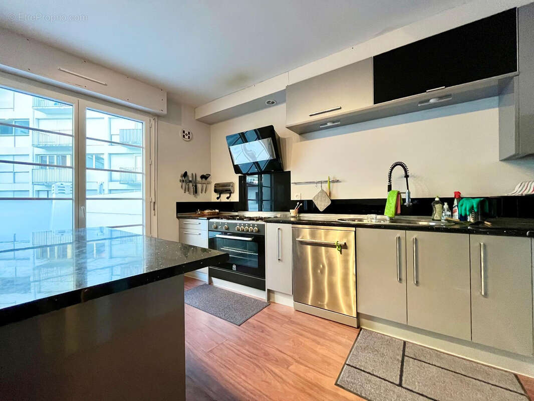 Au coeur du quartier plage, appartement 5 pièces avec superbe terrasse - photo 5