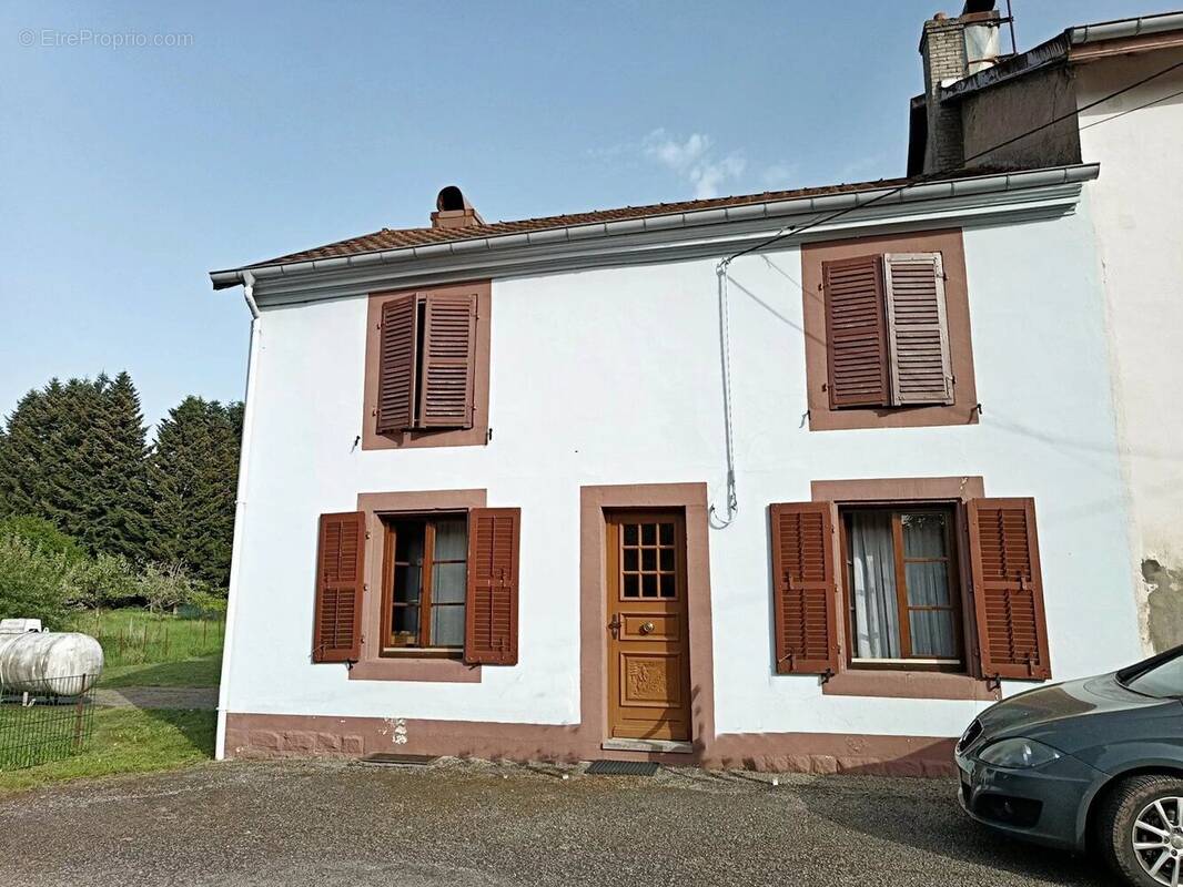 Maison à CELLES-SUR-PLAINE