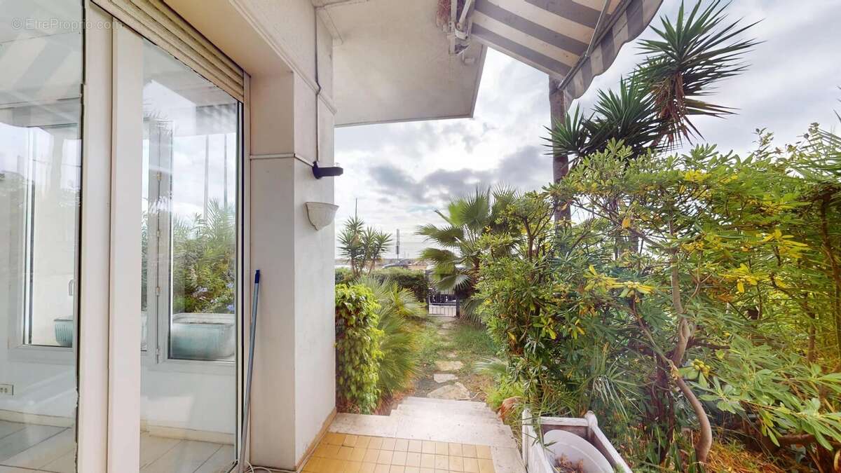 Appartement à MENTON