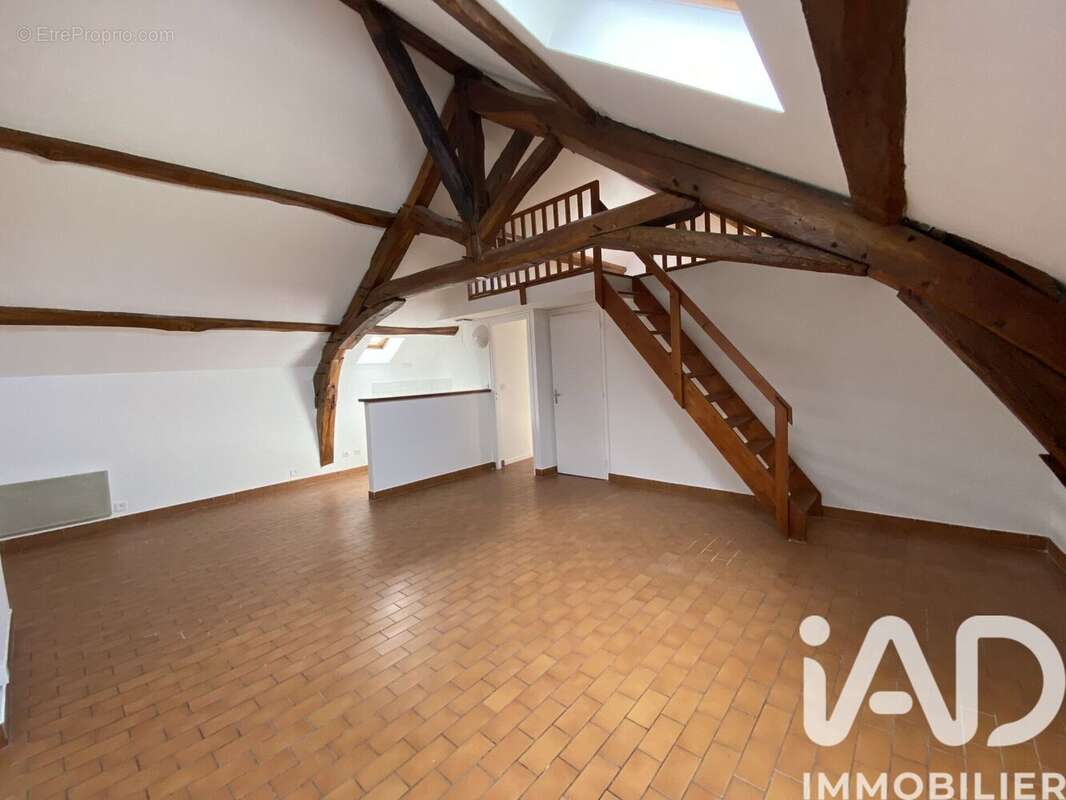 Photo 2 - Appartement à MALESHERBES