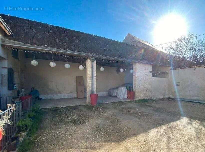 Maison à CHISSAY-EN-TOURAINE
