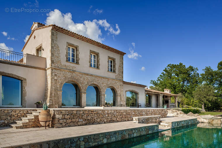 Prestigieuse Propriété à Chateauneuf de Grasse - photo 3