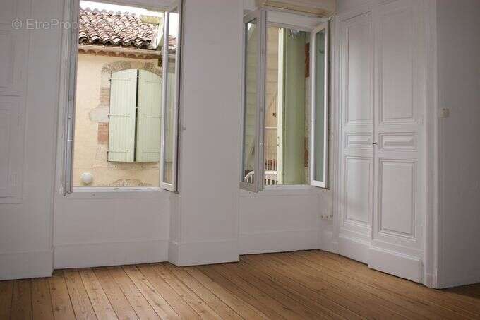 Appartement à FLEURANCE