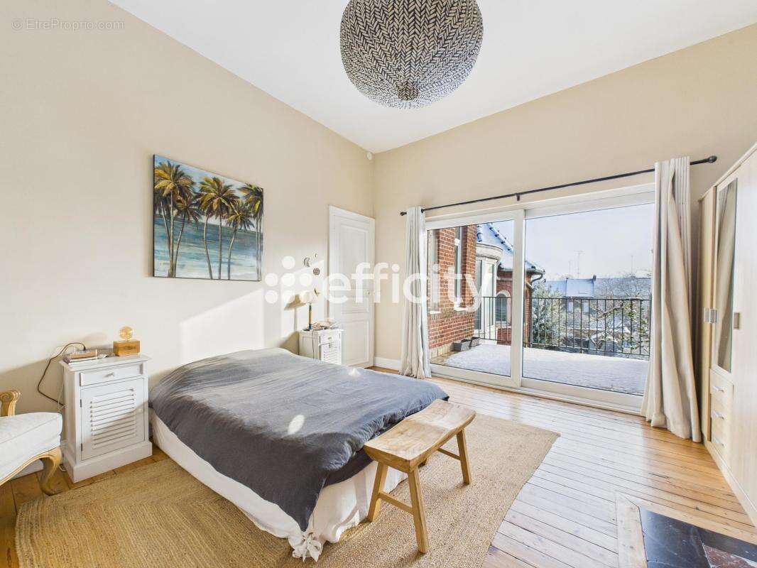 Maison à VALENCIENNES