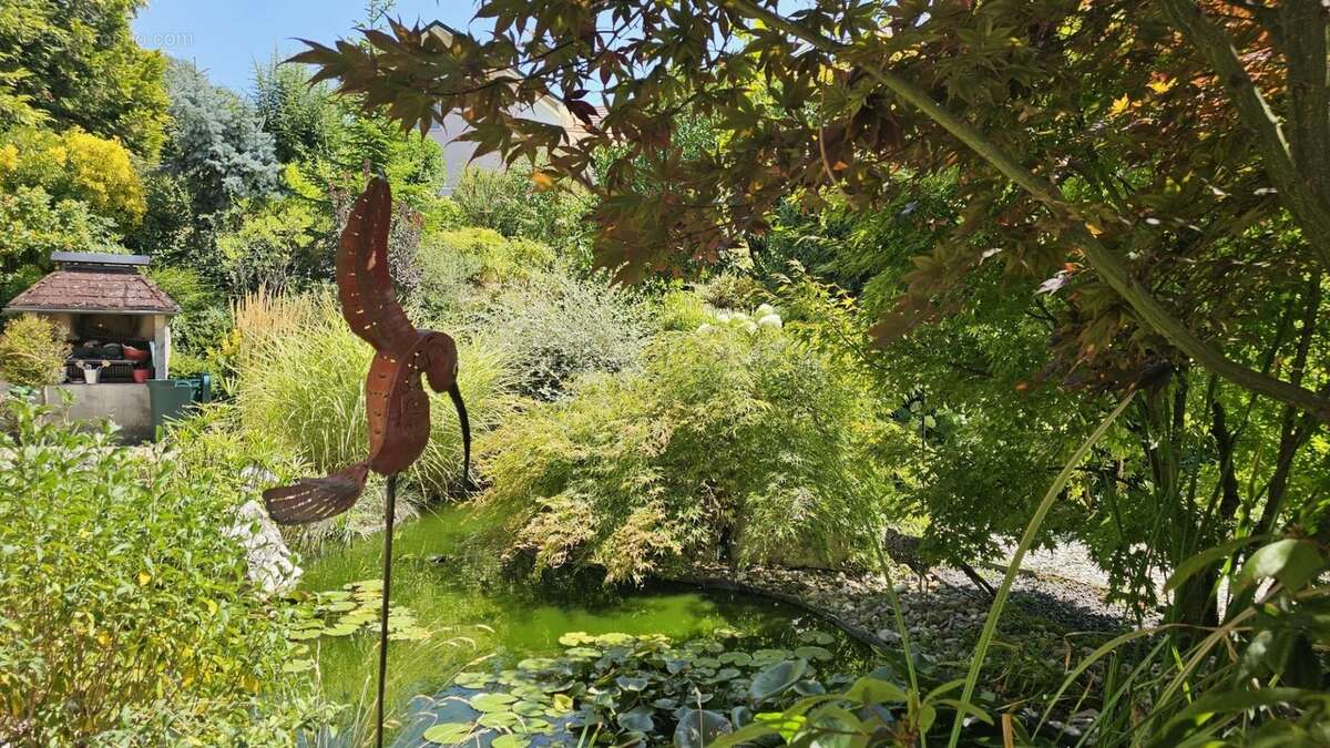 Maison familiale d'environ 135 m² avec vue panoramique, au cœur d'un écrin de verdure à CHANAZ (73). À seulement 25 minutes d'Ai - photo 20