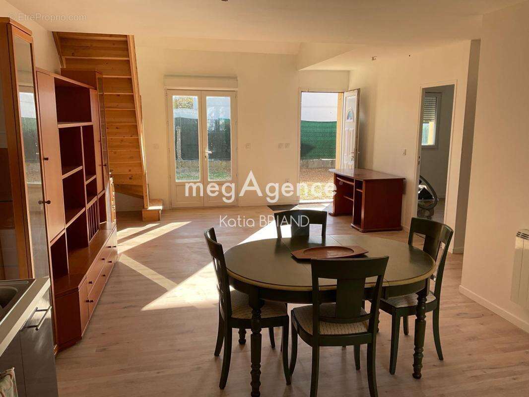 Maison à L'HUISSERIE