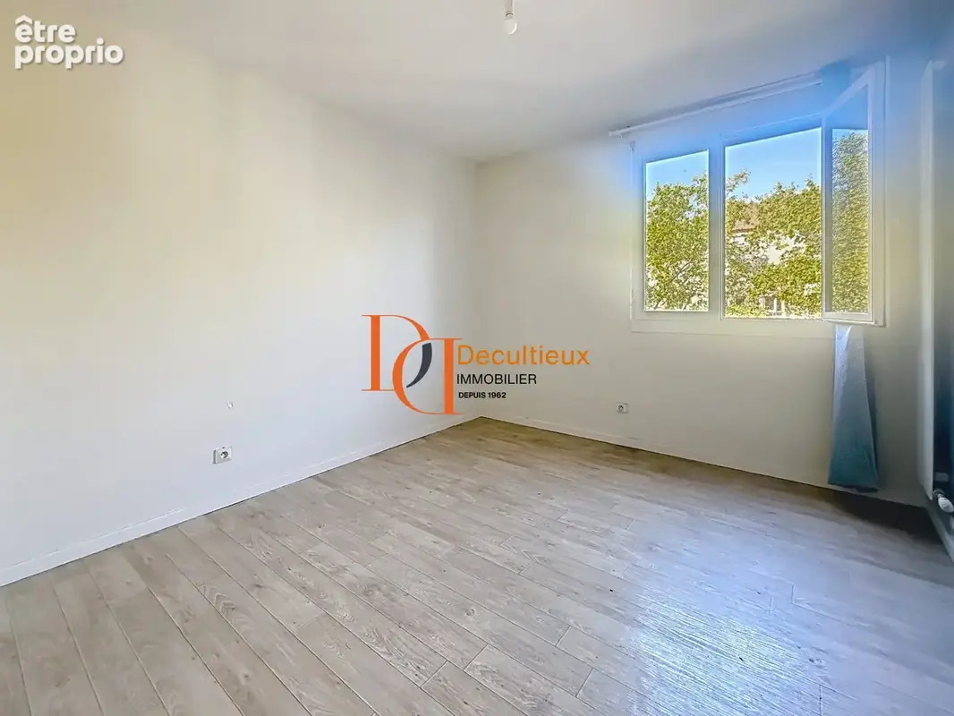 Appartement 4 pièces 89 m² à vendre à Villeurbanne (69100) - photo 9