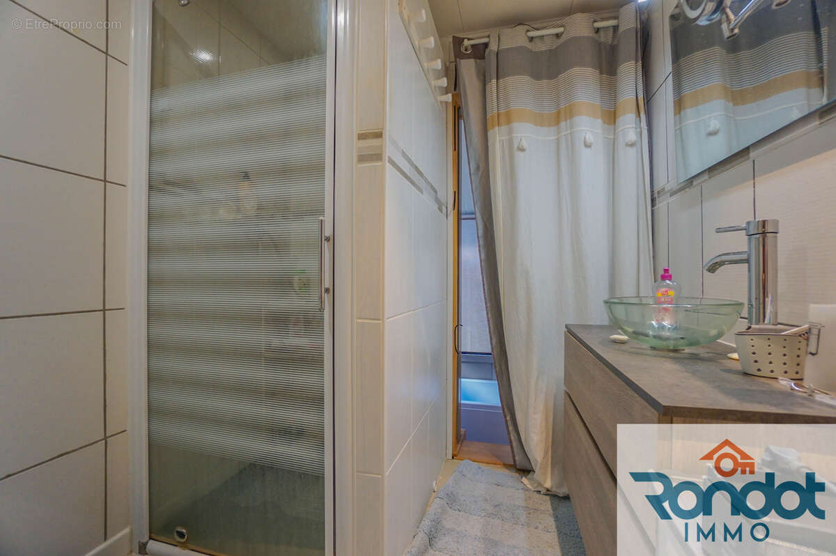 Maison 3 pièces / 1 chambre / 75 m2 / 438 m2 terrain - photo 4