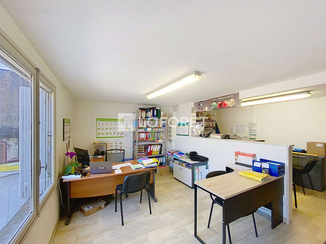 Commerce à CASTELSARRASIN