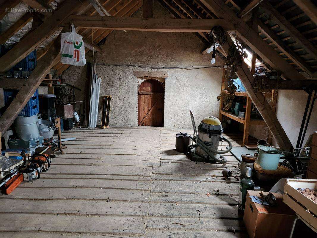 Maison à SAINT-AGIL