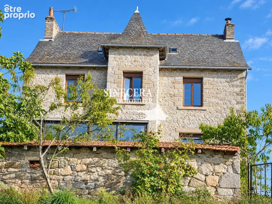Maison 9 pièces 137 m² à vendre à Senergues (12320) - photo 4