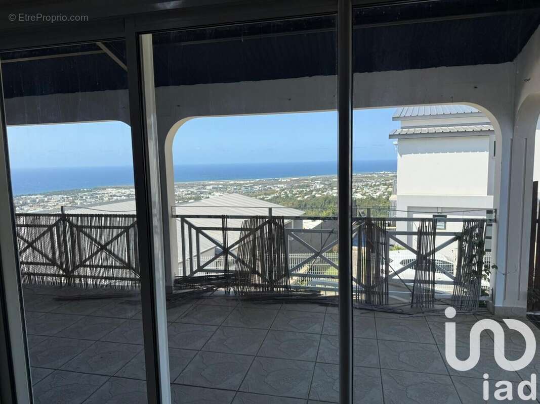 Photo 3 - Maison à SAINT-DENIS