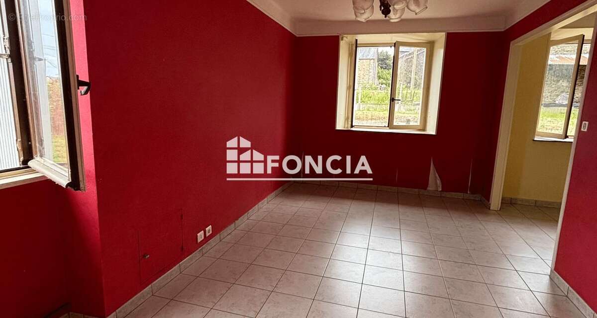 Maison à EPINIAC