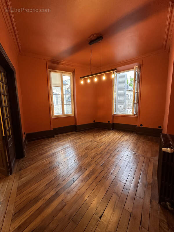 Appartement à MOULINS