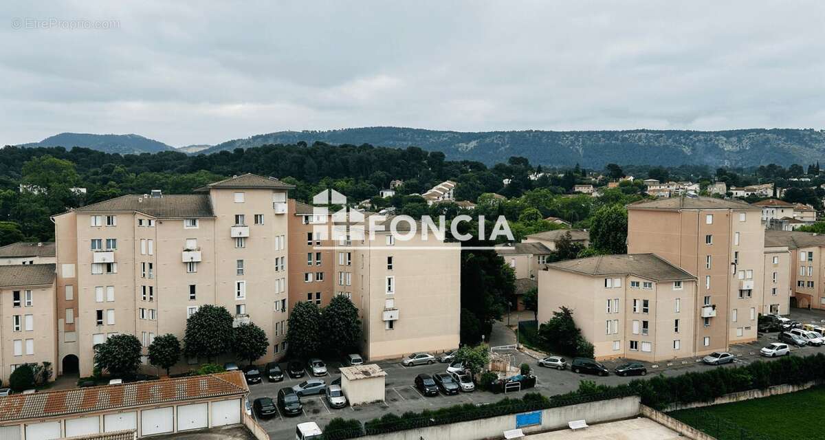 Appartement à AUBAGNE