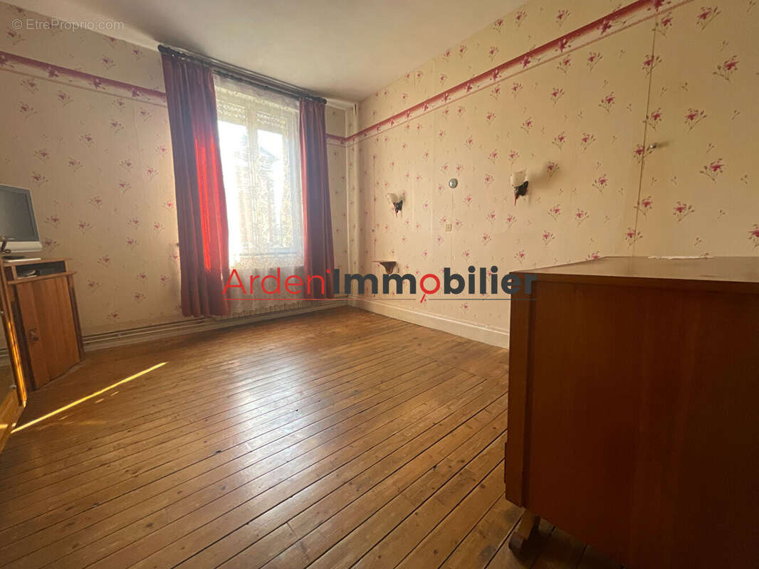 Appartement à LUCQUY