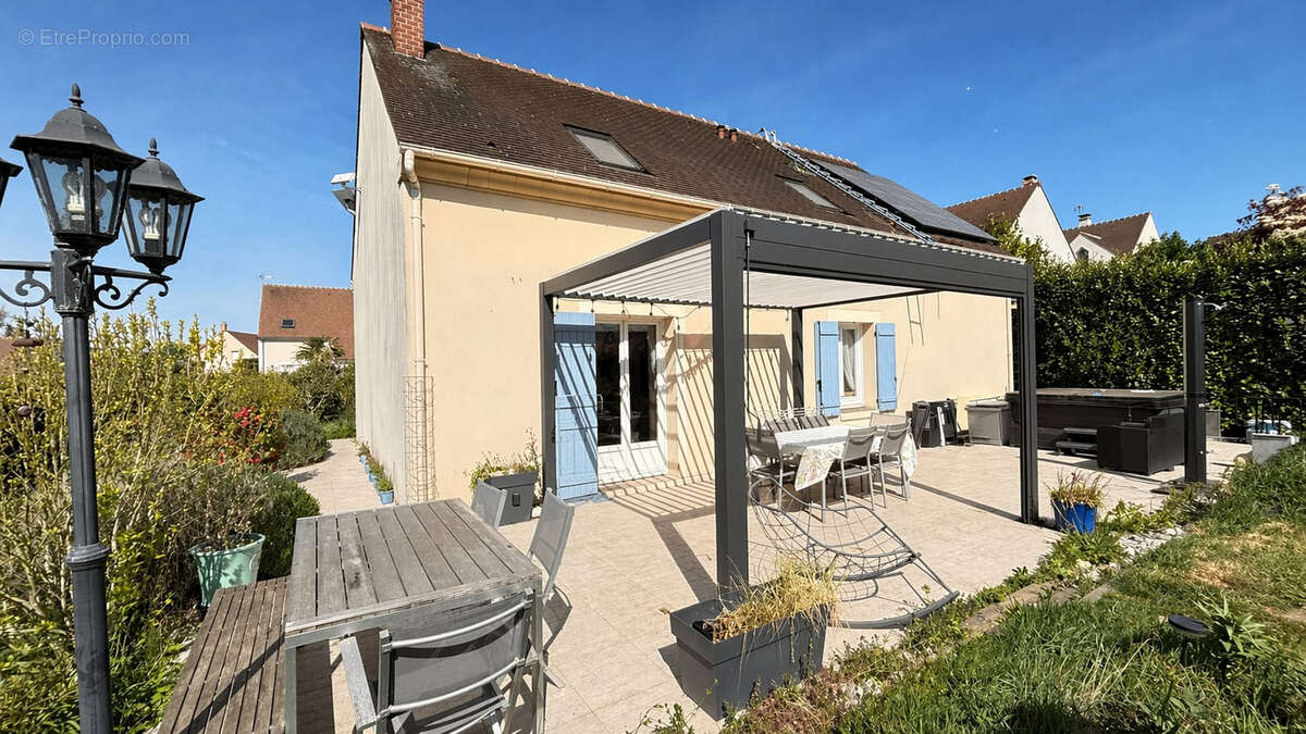 Maison à LUZARCHES