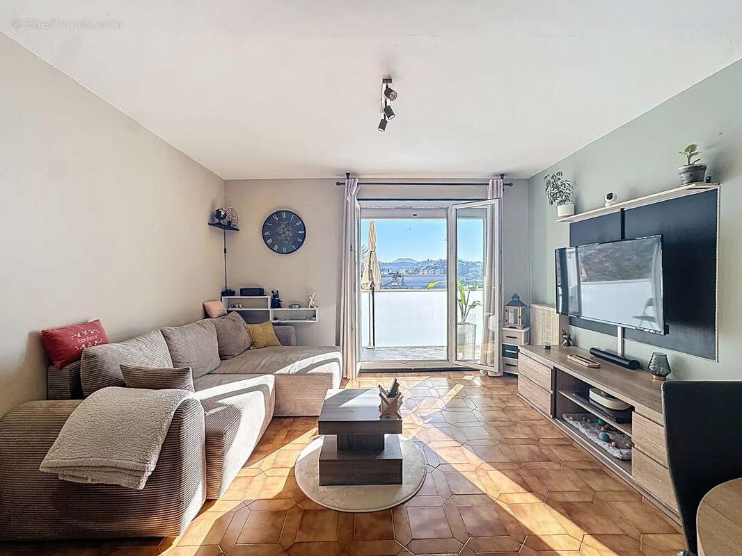 Appartement à MARSEILLE-12E