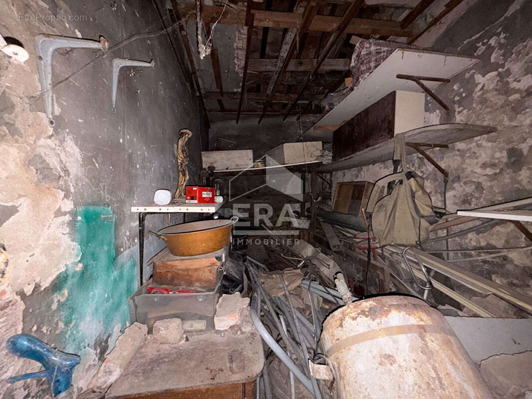 Appartement à MARSEILLE-5E