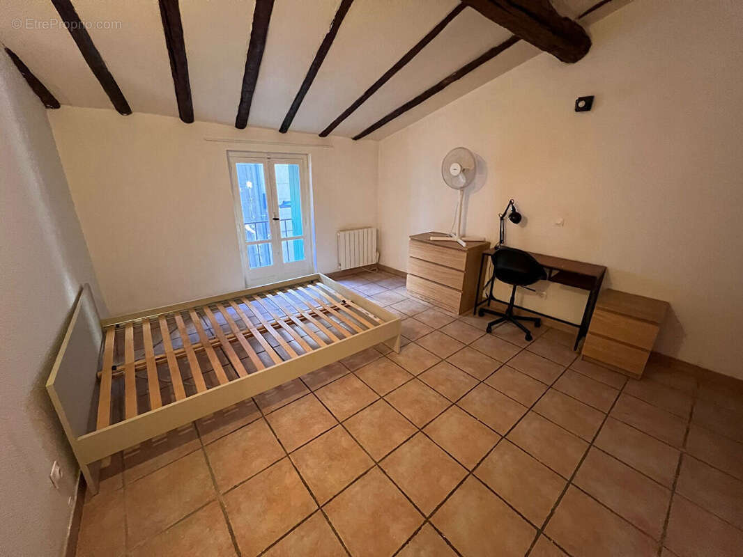 Maison de ville T3 de 85 m²  PERPIGNAN - Quartier  "LA REAL" - photo 6