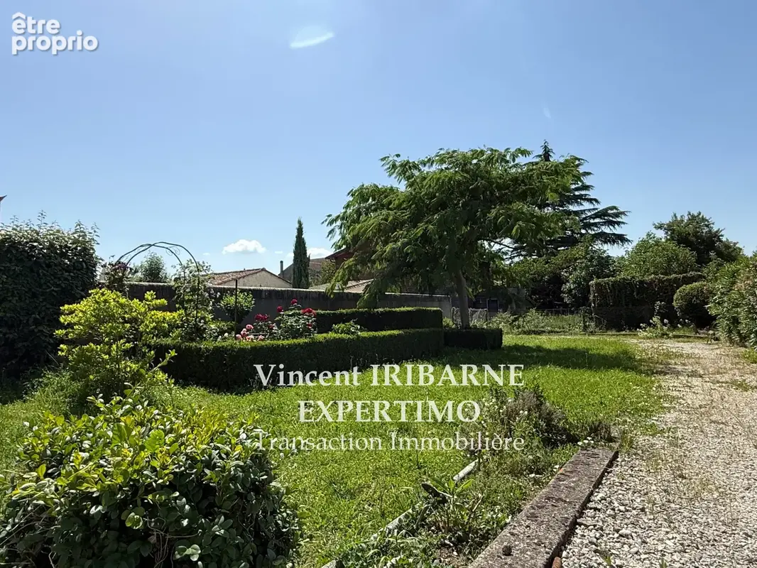 Photo Maison à Saintes au prix de 250 000€