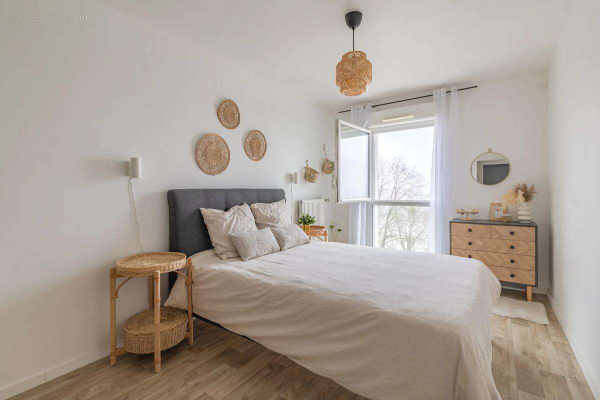 Appartement à VILLENEUVE-LE-ROI