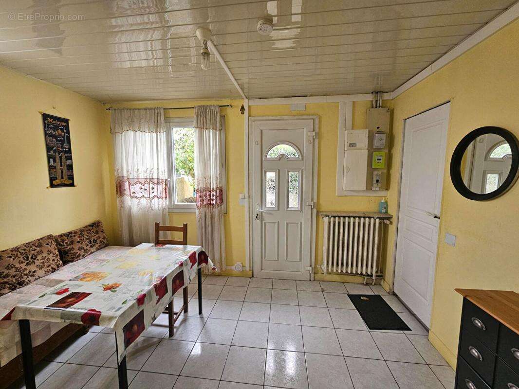 Maison à TREMBLAY-EN-FRANCE