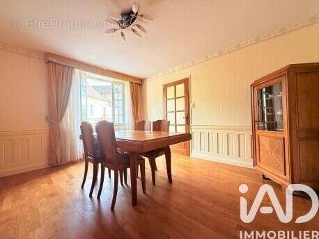 Photo 2 - Maison à OZOLLES