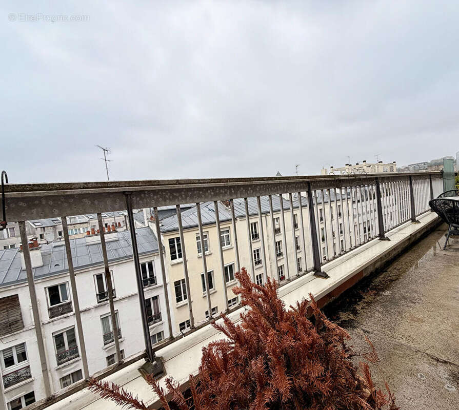 Appartement à PARIS-19E