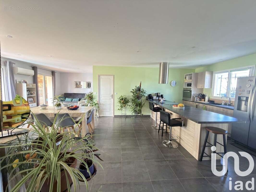 Photo 3 - Maison à GINESTAS