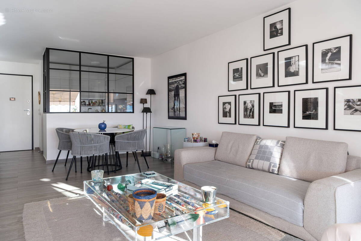 Appartement à CAP-D'AIL