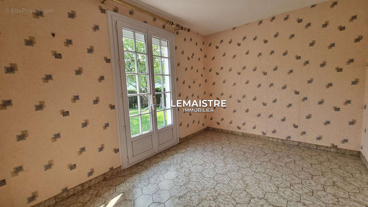 Maison à SAINT-MARTIN-DE-BOSCHERVILLE