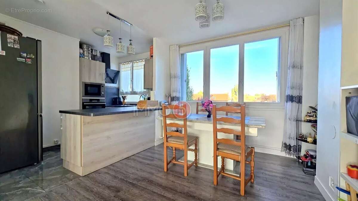 Appartement à LE RAINCY