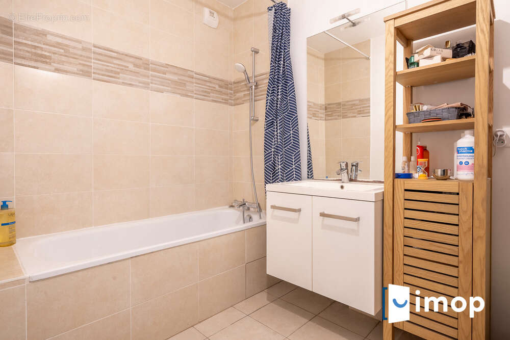 Appartement à ROSNY-SOUS-BOIS