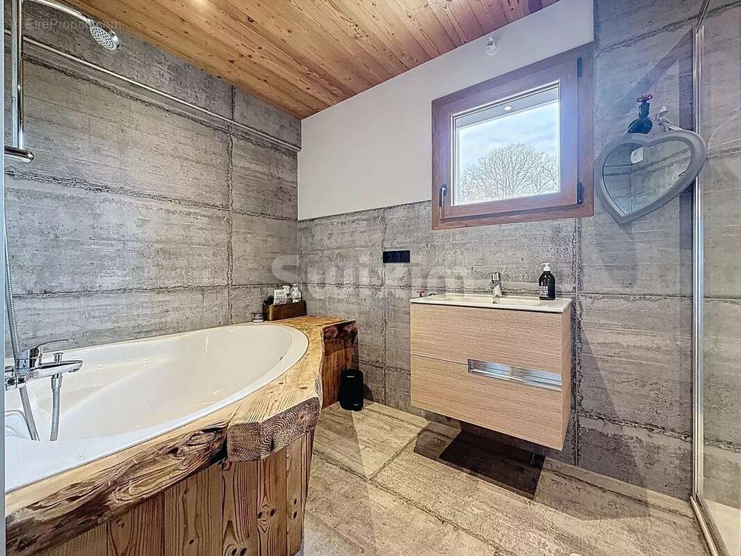Appartement à COMBLOUX