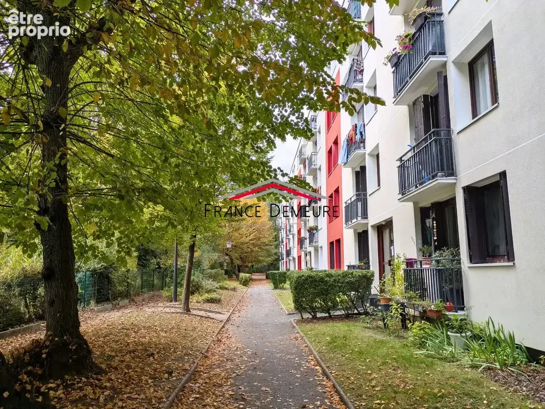 Appartement 71 m² à Franconville  - photo 9