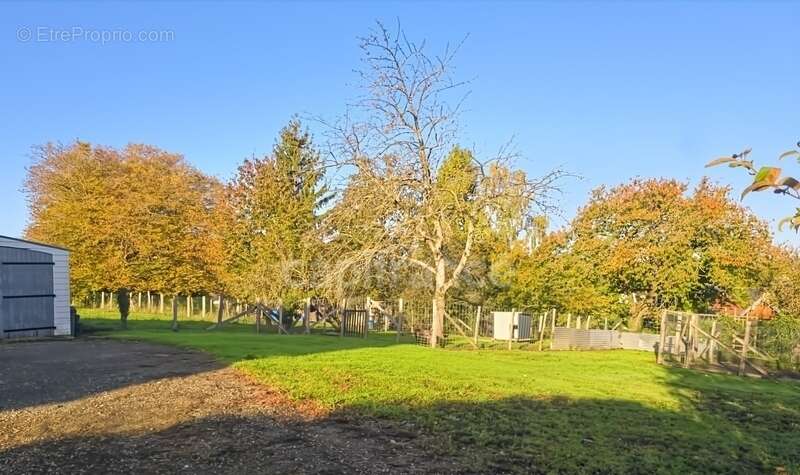 Maison à VILLAINES-SOUS-LUCE