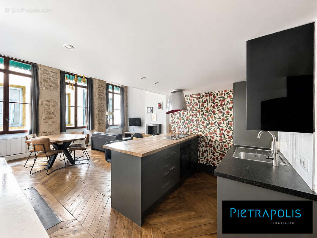Appartement 63 m² à Lyon-1e  - photo 3