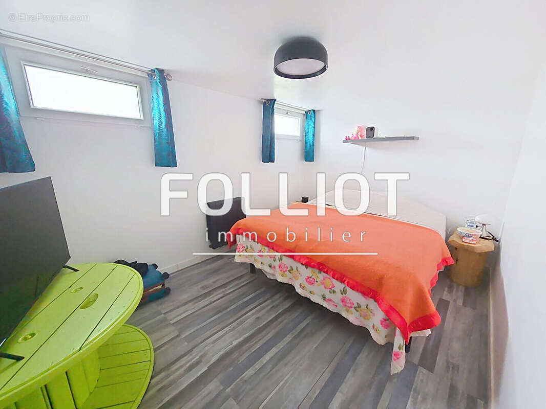 Commerce à LONGUEVILLE