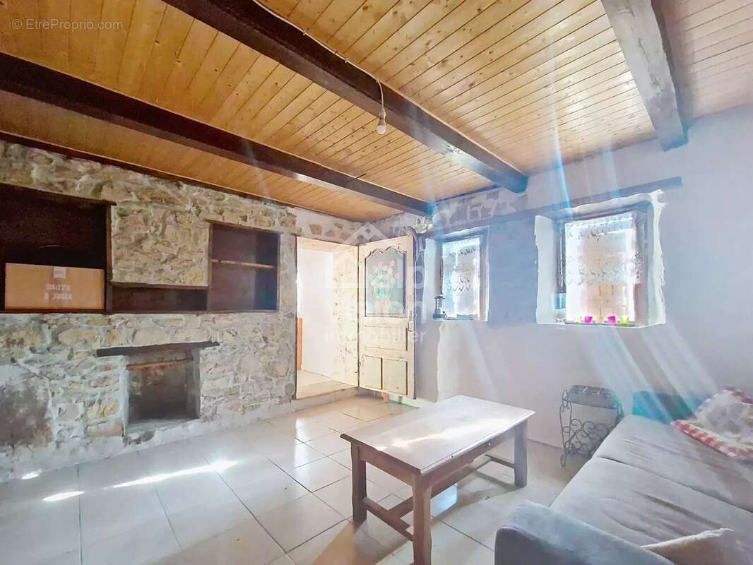 Maison à BONNEVAUX