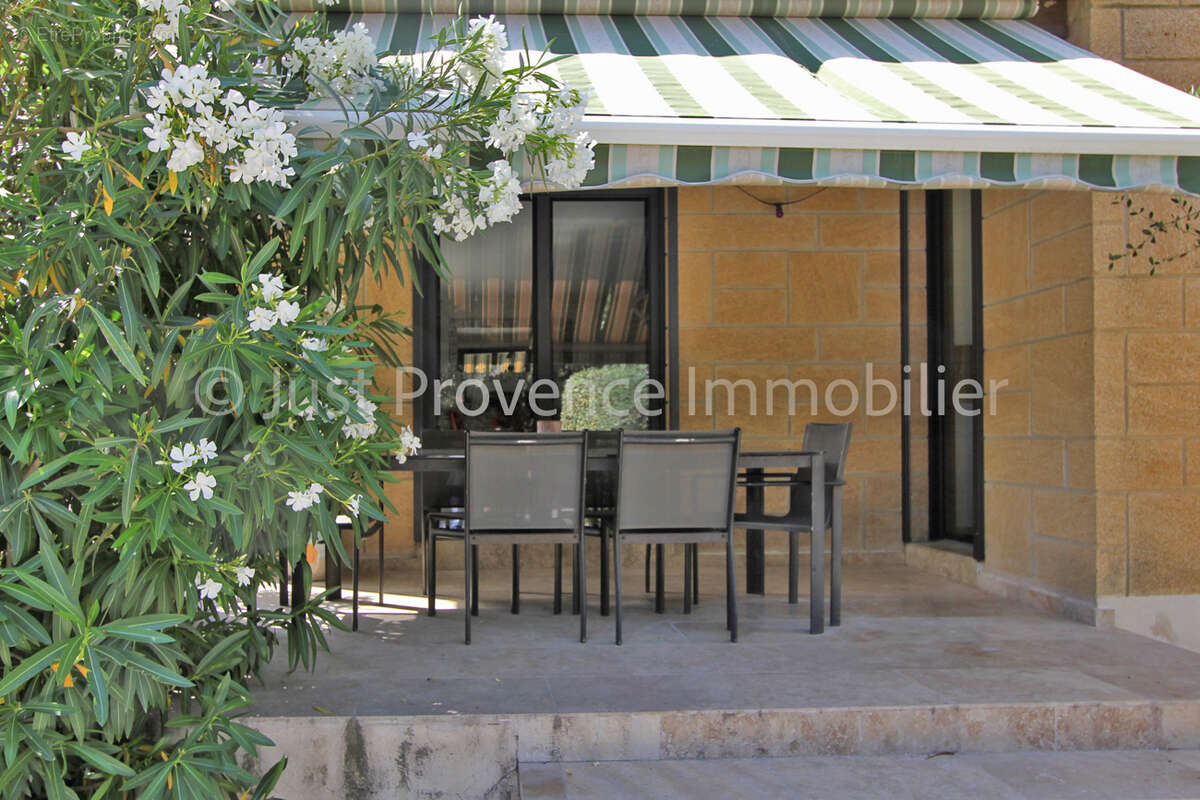 Maison à CAROMB