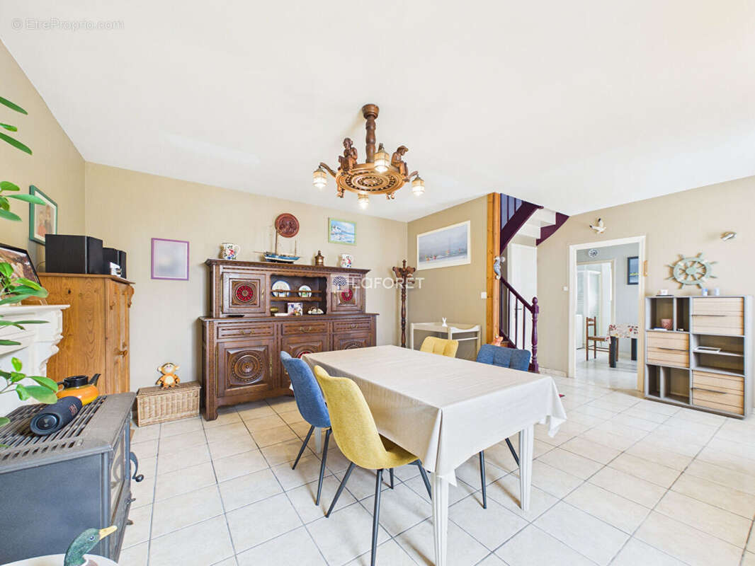 Maison à PLOUHINEC